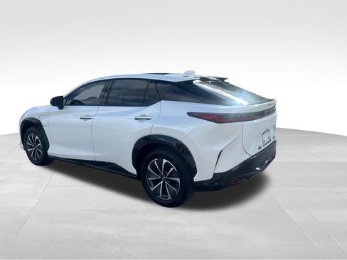 Used 2023 Lexus RZ 450e Premium image 3