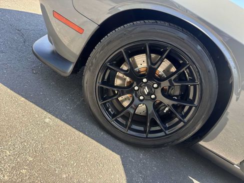 Used 2017 Dodge Challenger R/T Scat Pack RWD image 12