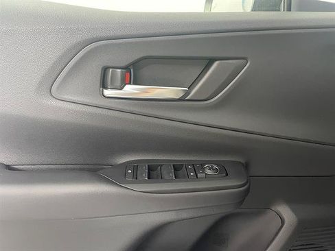New 2026 Toyota Prius Plug-In Hybrid FWD image 19