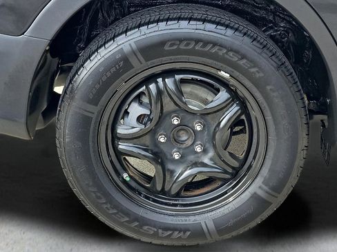 Used 2013 Toyota RAV4 LE image 8