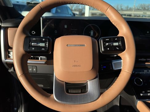 Certified 2025 Hyundai Santa Fe Limited image 14