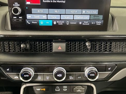 Used 2024 Honda CR-V EX-L image 13