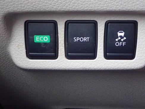 Used 2013 Nissan Sentra SV image 19