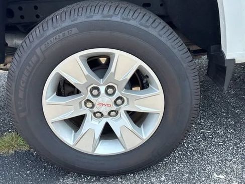 Used 2018 GMC Canyon SLE w/ Trailering Package AWD/4WD image 18