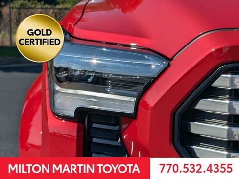 Certified 2025 Toyota Tacoma Limited AWD/4WD image 12