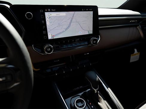 New 2026 GMC Canyon AT4 w/ Technology Plus Package image 15