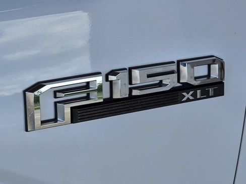 Used 2020 Ford F150 XLT w/ Trailer Tow Package RWD image 29