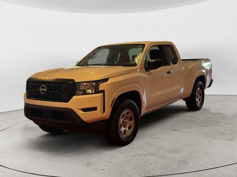 Used 2022 Nissan Frontier S RWD image 7