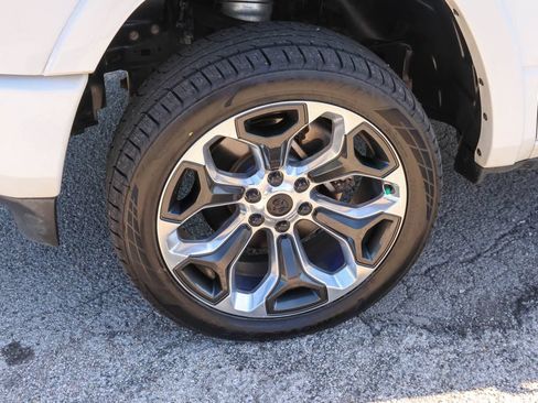Used 2019 RAM 1500 Limited AWD/4WD image 35
