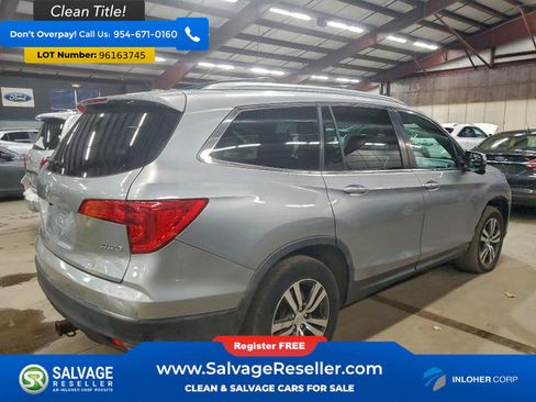 Used 2017 Honda Pilot EX image 4