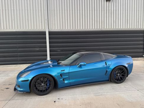 Used 2009 Chevrolet Corvette ZR1 w/ Preferred Equipment Group image 4