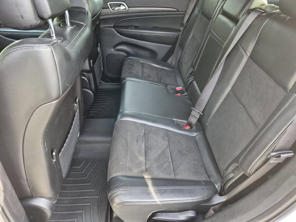 Used 2021 Jeep Grand Cherokee Laredo X RWD image 20