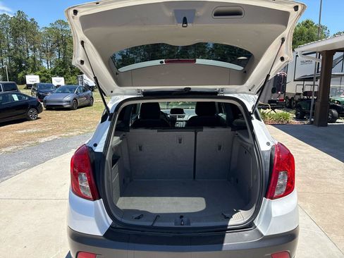 Used 2016 Buick Encore FWD image 17