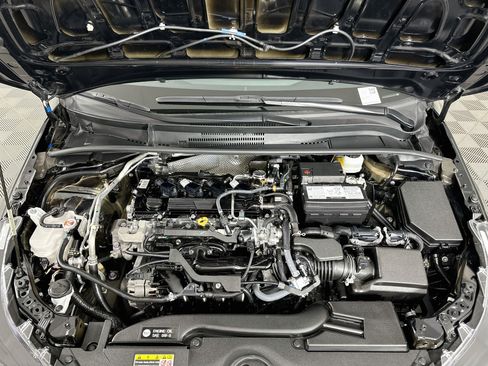 Used 2025 Toyota Corolla LE FWD image 30