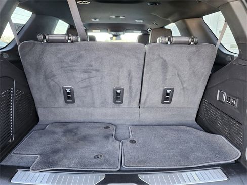 Used 2023 Chevrolet Tahoe Z71 w/ Luxury Package image 29