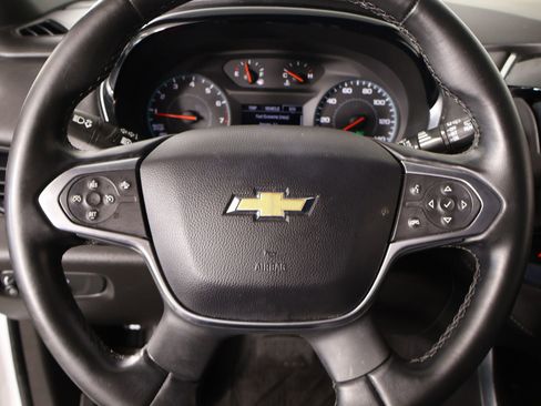 Used 2023 Chevrolet Traverse LT w/ LPO, Floor Liner Package image 3