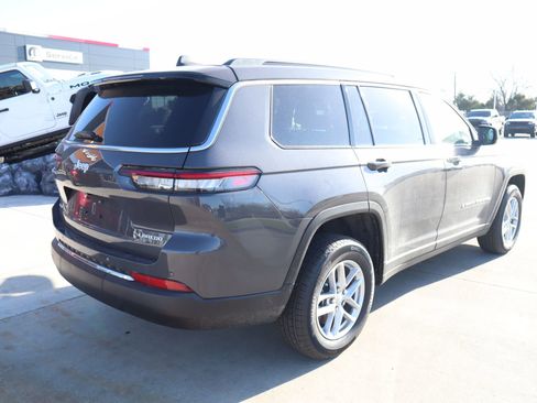 New 2026 Jeep Grand Cherokee L Laredo image 22