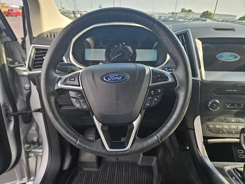 Used 2017 Ford Edge SEL w/ Equipment Group 201A AWD/4WD image 17