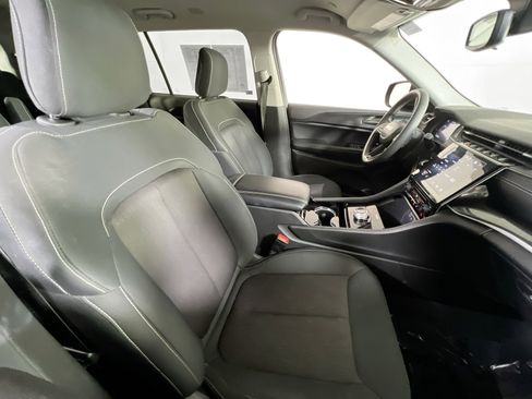 Used 2023 Jeep Grand Cherokee L Laredo AWD/4WD image 26