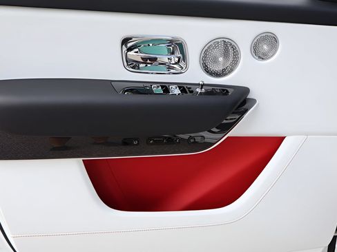 New 2026 Rolls-Royce Cullinan Black Badge AWD/4WD image 12