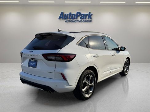 Certified 2023 Ford Escape ST-Line w/ Tech Pack #1 image 7