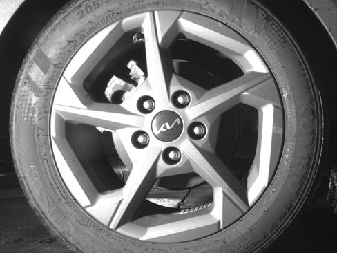 Used 2025 Kia K4 LXS image 15