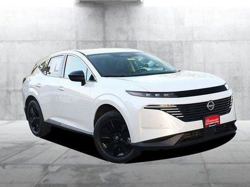 Used 2025 Nissan Murano SV FWD image 2