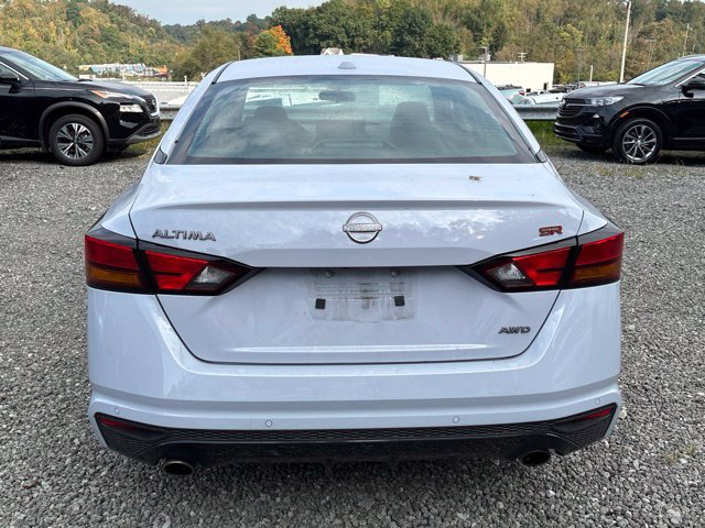 Certified 2024 Nissan Altima 2.5 SR w/ SR Premium Package AWD/4WD image 4