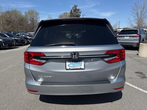 Used 2024 Honda Odyssey EX-L image 6