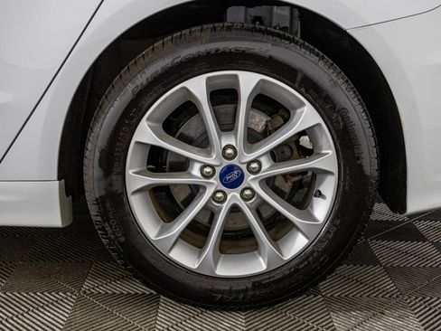 Used 2020 Ford Fusion SE FWD image 47