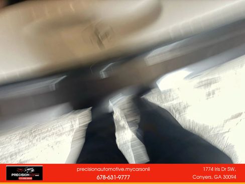 Used 2017 Chrysler Pacifica Touring-L w/ Tire & Wheel Group image 31