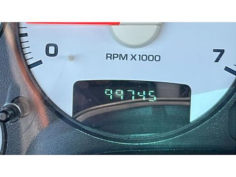 Used 2005 Dodge Ram 1500 Truck SLT image 16