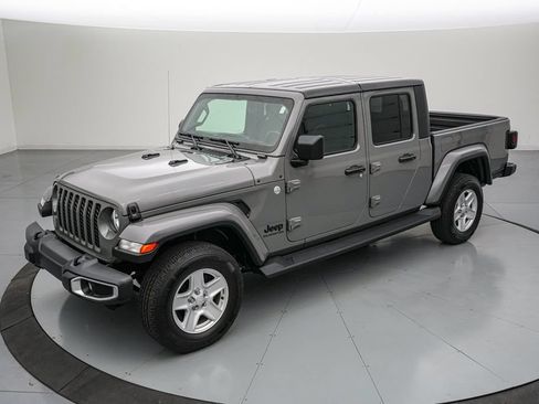 Used 2021 Jeep Gladiator Sport AWD/4WD image 9