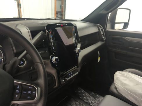 New 2026 RAM 5500 Tradesman AWD/4WD image 13