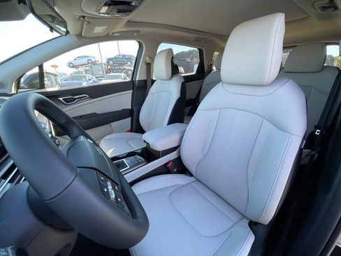 New 2026 Kia Sportage EX w/ EX Panorama Roof Package image 22