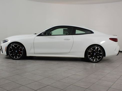 Certified 2025 BMW M440i M440i w/ Premium Package image 2