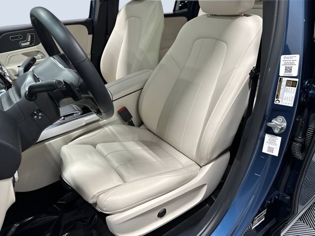 Used 2023 Mercedes-Benz GLB 250 4MATIC image 27