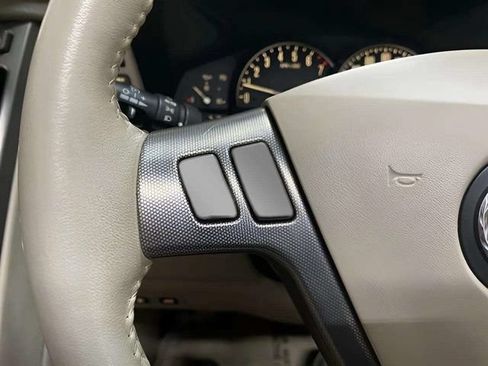 Used 2005 Cadillac XLR RWD image 37