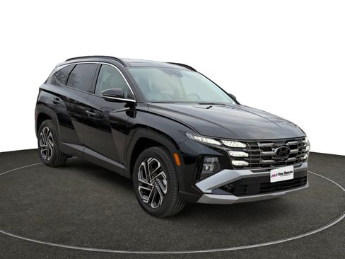 Certified 2025 Hyundai Tucson Limited image 9