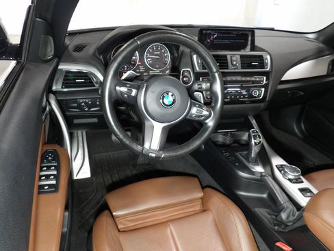 Used 2016 BMW M235i xDrive Convertible AWD/4WD image 10