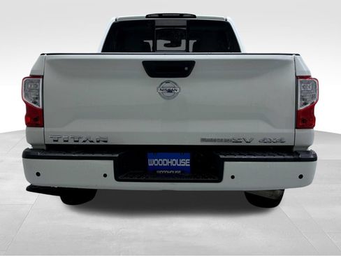 Used 2021 Nissan Titan SV w/ SV Convenience Package AWD/4WD image 6
