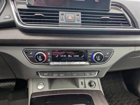 Used 2024 Audi Q5 2.0T Premium Plus image 18