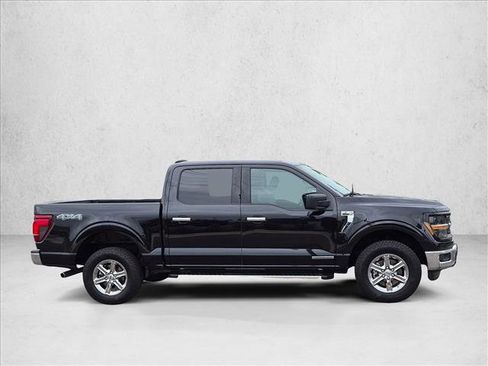 Used 2025 Ford F150 XLT w/ Equipment Group 301A Standard AWD/4WD image 4