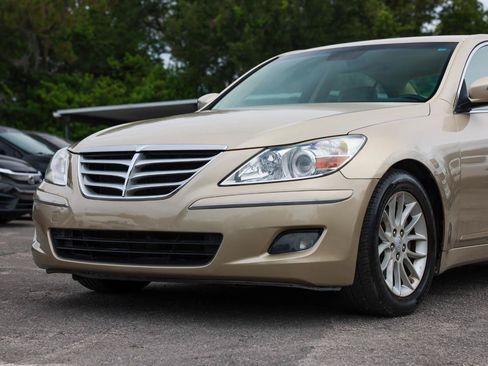 Used 2011 Hyundai Genesis 3.8 RWD image 25