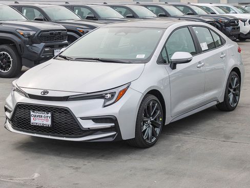 New 2026 Toyota Corolla XSE FWD image 3