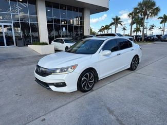 Used 2017 Honda Accord EX-L video 1