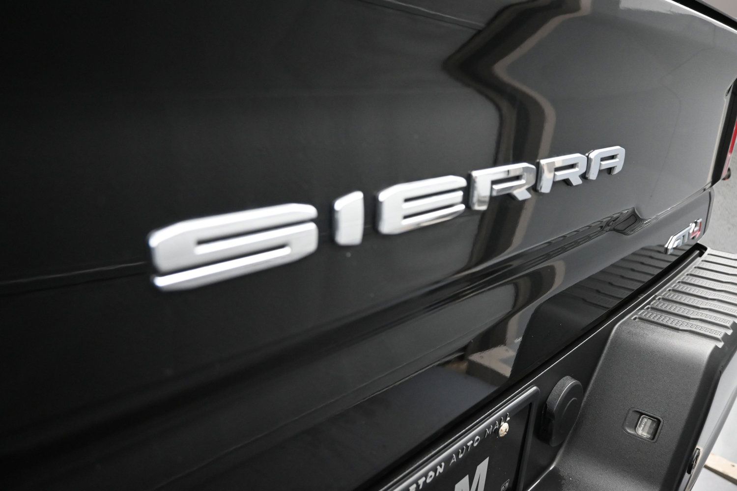 Used 2020 GMC Sierra 2500 AT4 w/ AT4 Premium Package AWD/4WD image 22