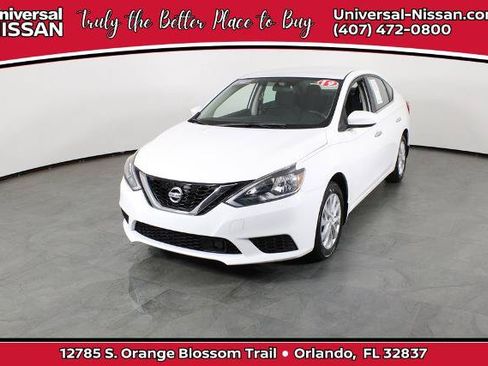 Certified 2019 Nissan Sentra SV FWD image 1