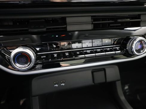 Used 2025 Honda Prologue Touring image 29