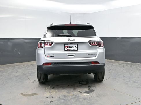 Used 2025 Jeep Compass Limited AWD/4WD image 7